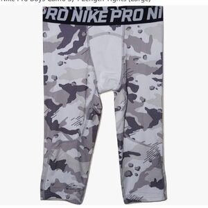 Nike Pro Dri Fit 3/4 leggings boys size small